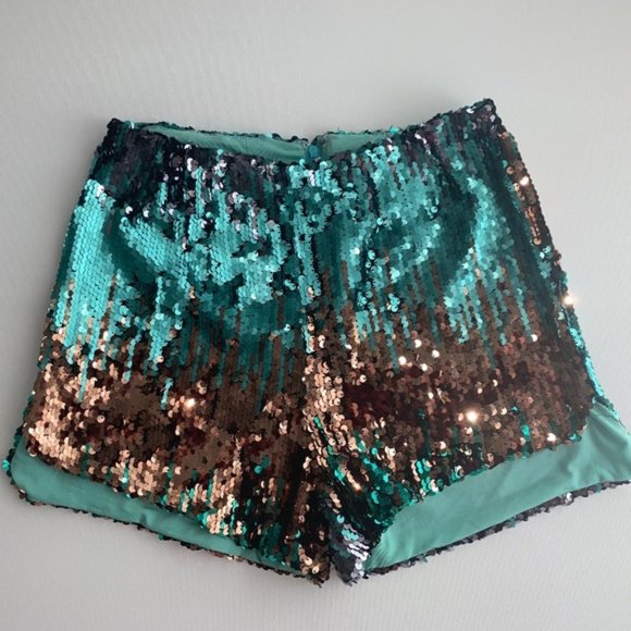 Premonition Sequim Shorts - Picture 1 of 1